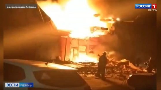 Крупный пожар ночью произошел ночью в Мотовилихинском районе