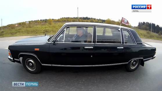 Экспонаты «Ретро-Гаража» отправились в автопробег