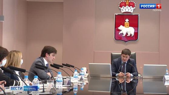 Краевые власти обсудили новые меры поддержки бизнеса