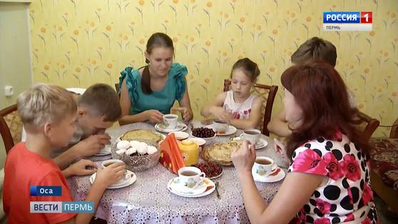 Семья Шайкуловых из Осинского района стала лучшей многодетной семьей России