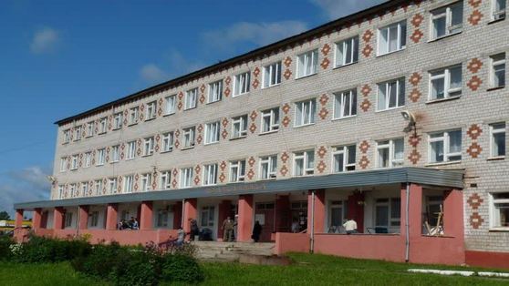 Три отделения больницы в Октябрьском закрыты на карантин