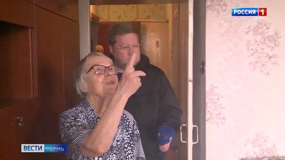 Неудачный капремонт: жильцы дома на ул. Петропавловской-83  жалуются на сырость и плесень 