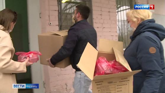 Врачи на передовой: пермяки предлагают посильную помощь медработникам