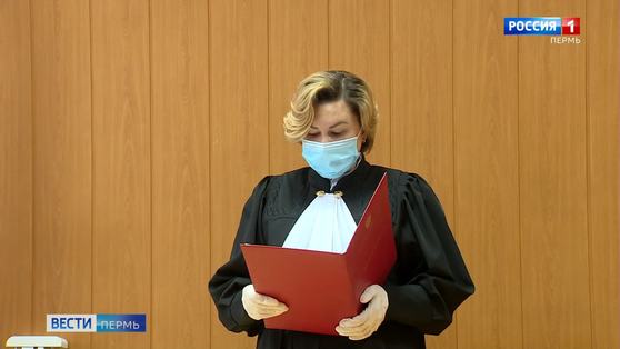 Суд отклонил иск жительницы Оханского района к главе краевого Роспотребнадзора