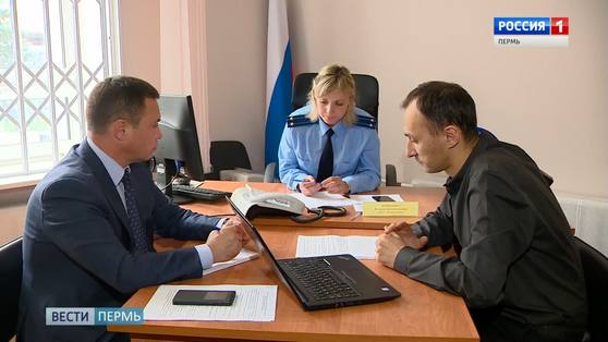 К процессу запуска тепла подключилась прокуратура