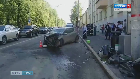 В центре Перми в результате ДТП пострадали пешеходы