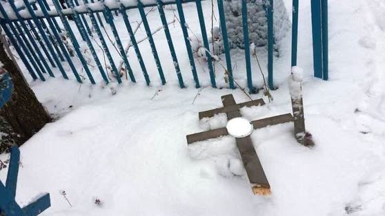 В Кунгуре вынесен приговор вандалу, повредившему кресты и надгробия на кладбище 