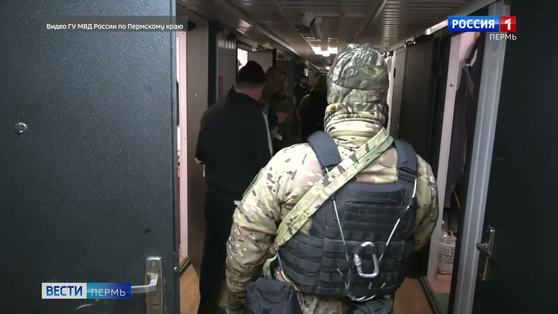 В Перми сотрудники полиции проверили объекты массового скопления иностранных граждан