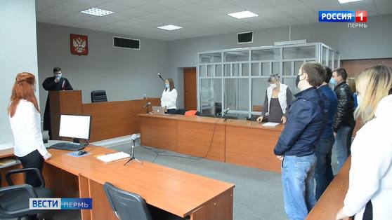 Суд вынесет приговор банде мошенников, которые обещали помочь в получении кредита