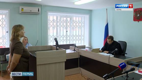 Завуч, обвиняемый в смерти школьницы от истощения, своей вины не признает
