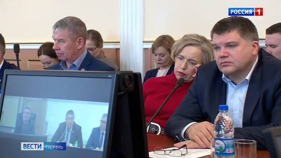 Поправки в Конституцию: законодатели устранят несогласованность между регионами и муниципалитетами