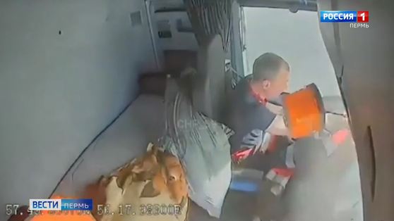 Водитель бензовоза задремал за рулем