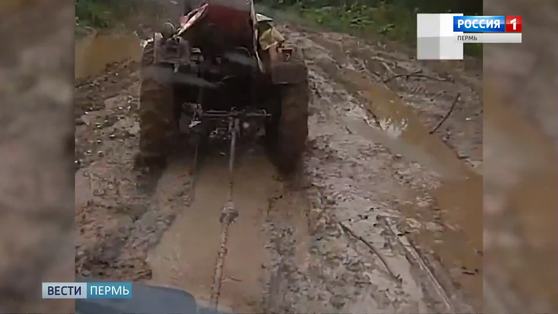 Сто ухабов на версту: скорая помощь добирается к пациентам на буксире