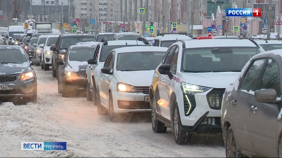 Пермь вновь увязла в десятибалльных пробках
