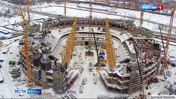 На стройплощадке «Пермь Арены» смонтировали первую большепролётную балку