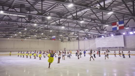 С 3 ноября заработает крытый каток в "Орленке"  