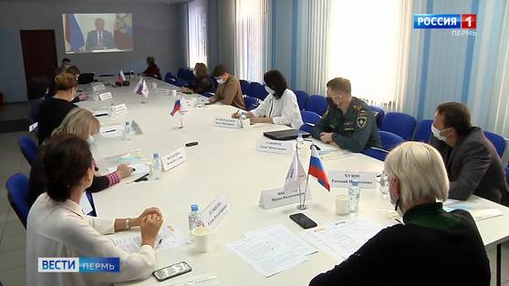 "Мы вместе": активисты всероссийской акции взаимопомощи собрались в штабе ОНФ