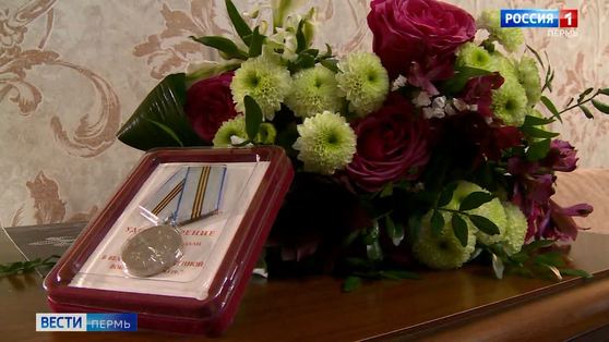 Глава Прикамья поздравил женщин-ветеранов 